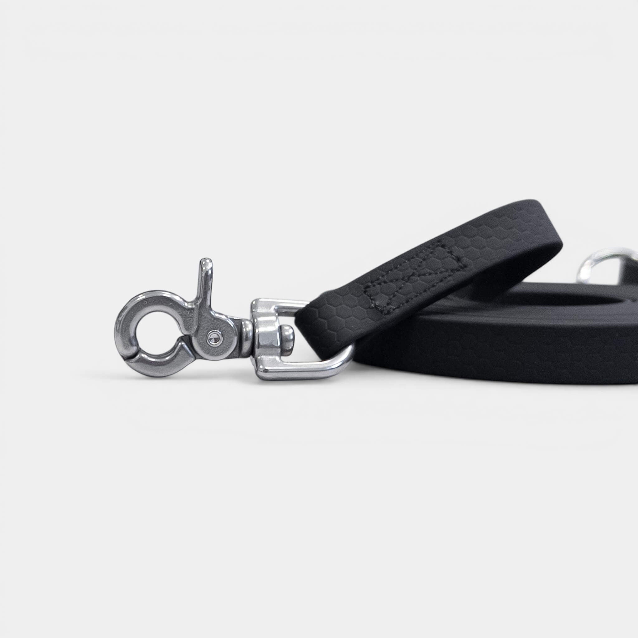 Hexa pastaigu pavada suņiem - Melna